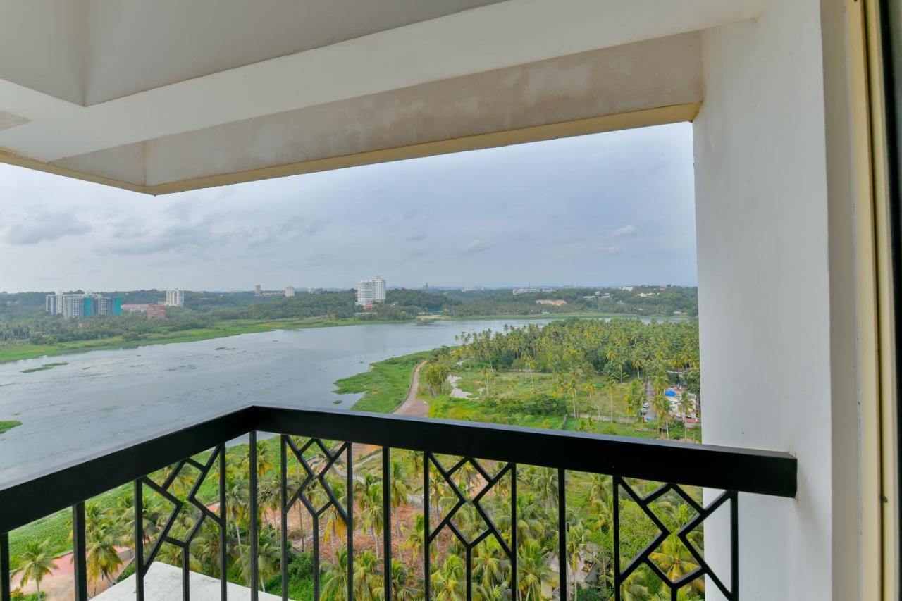 Super Hotel O Tyche Stays Thiruvananthapuram Buitenkant foto