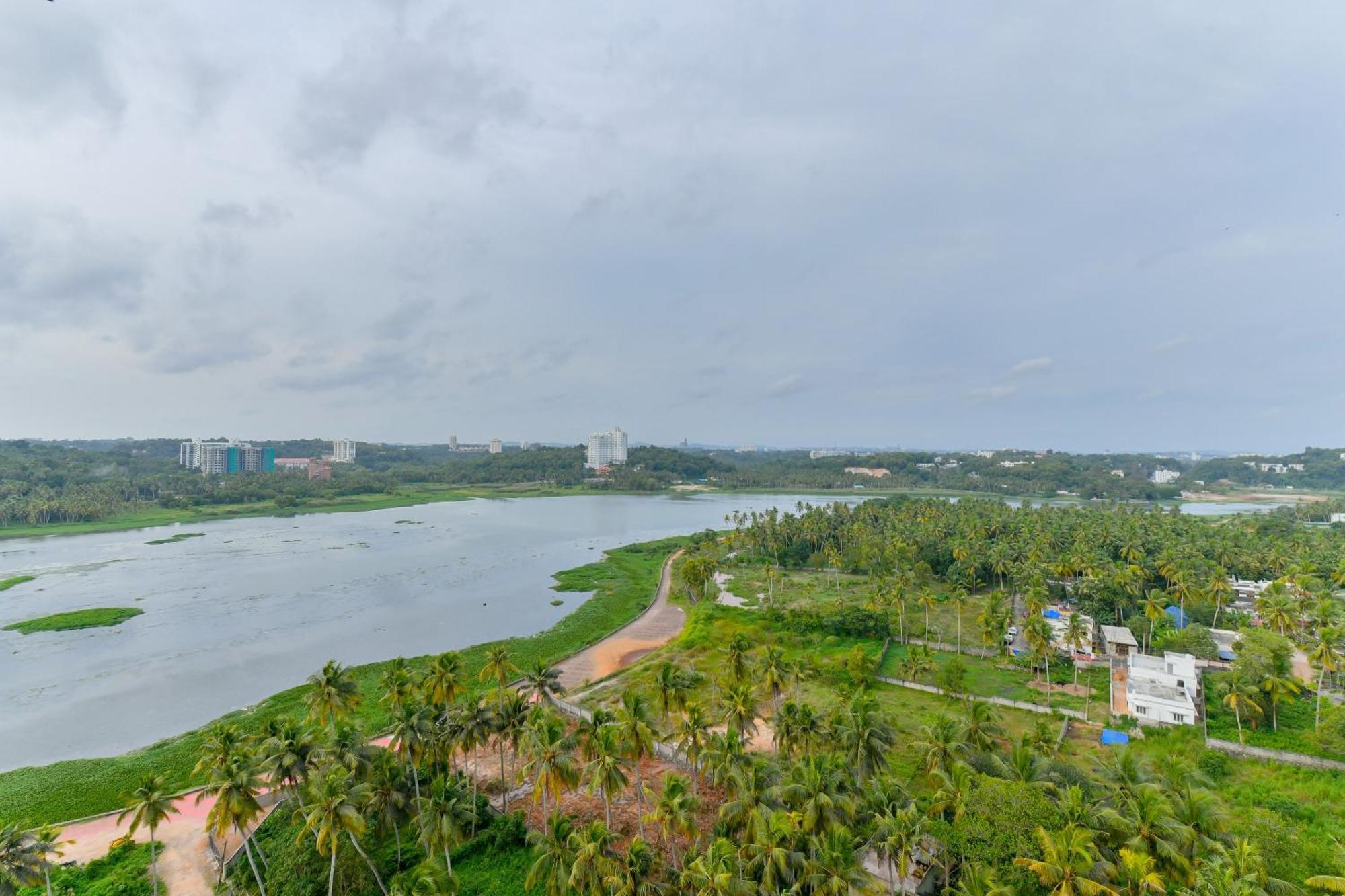 Super Hotel O Tyche Stays Thiruvananthapuram Buitenkant foto