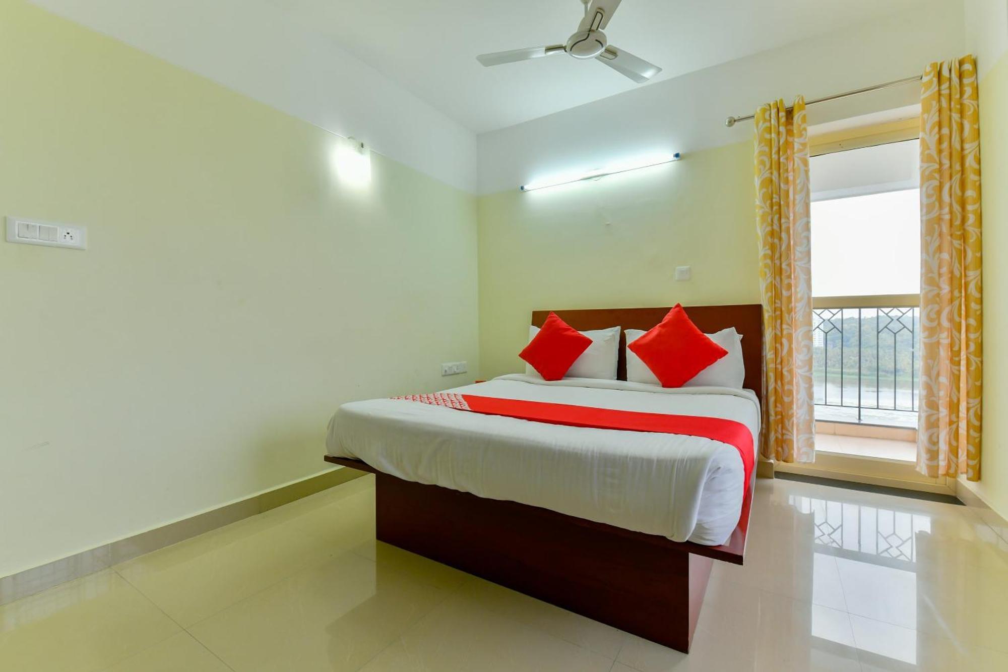 Super Hotel O Tyche Stays Thiruvananthapuram Buitenkant foto